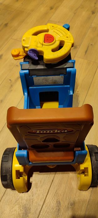 jeździk pchacz autko