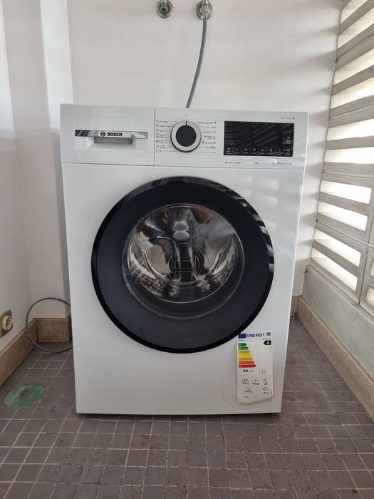 Máquina de Lavar Bosch Serie 6 — 9 kg, 1400 rpm — Nova + Garantia