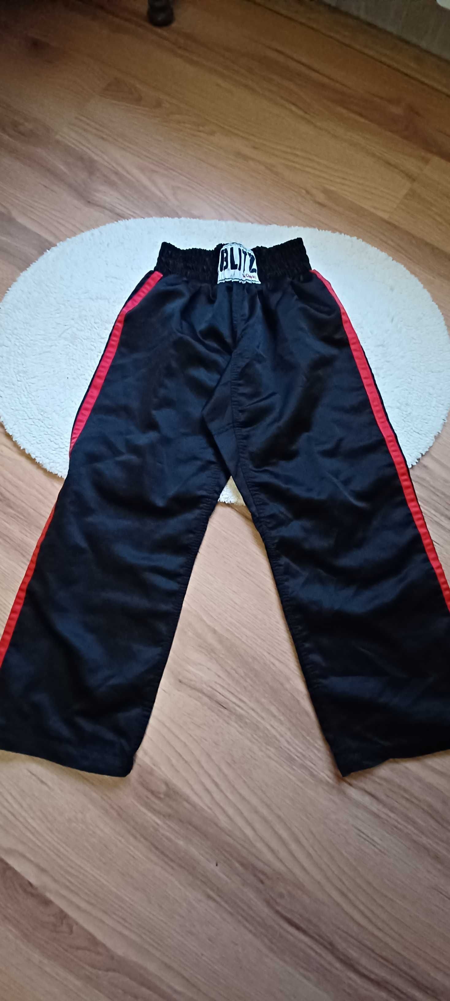 Spodnie do sztuk walki, wzrost 140cm