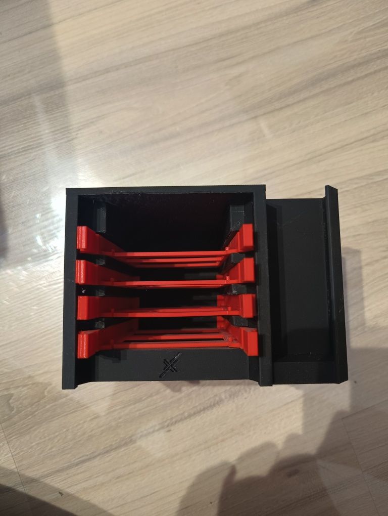 Obudowa na 4 dyski do raspberry pi
