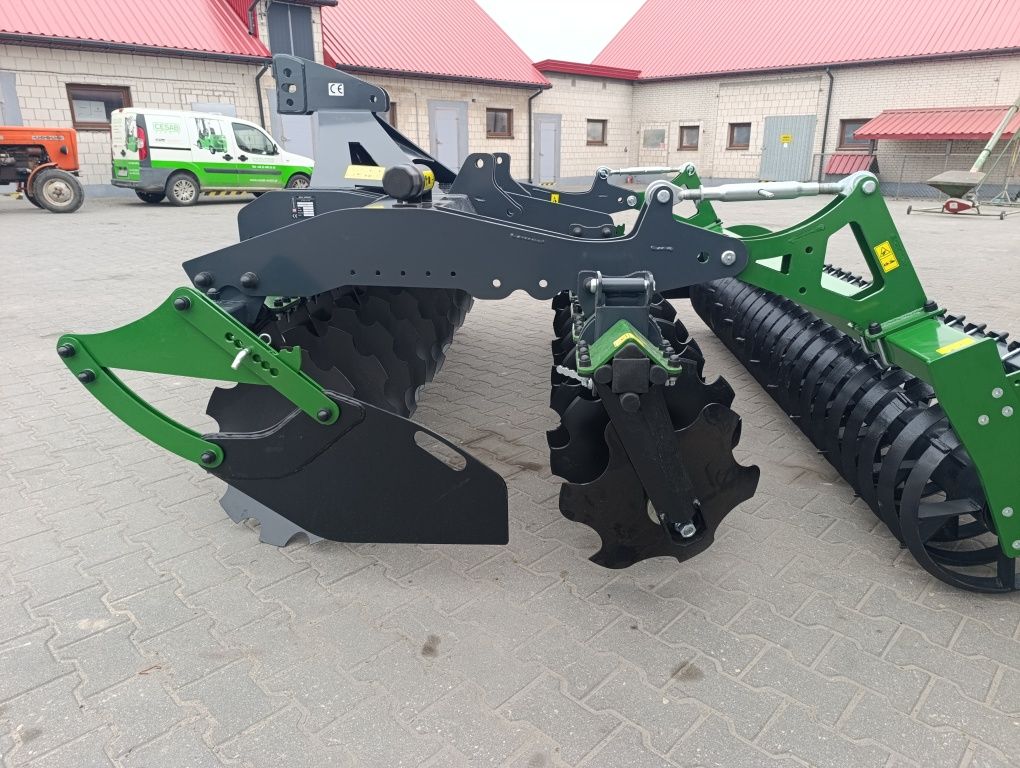 Brona talerzowa Awmeka Ozyrys 2.5m2.7m3m3.5m4m talerzowka transport