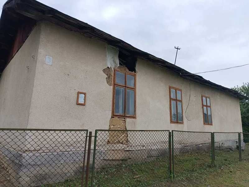 ПРОДАЖ - Громадський будинок, площею 184,8 кв.м. с.Старі Богородчани
