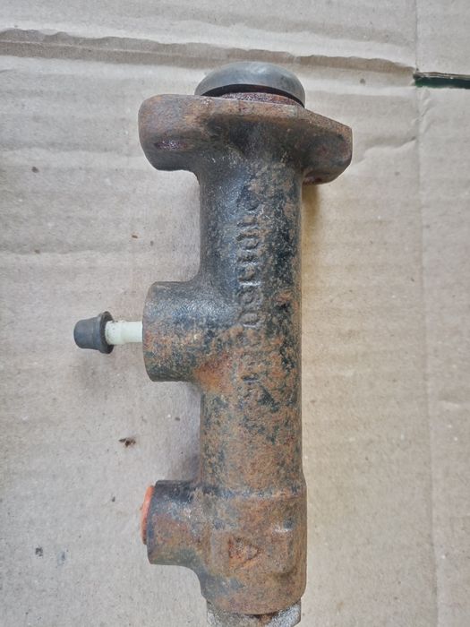 Циліндр зчеплення оригігал