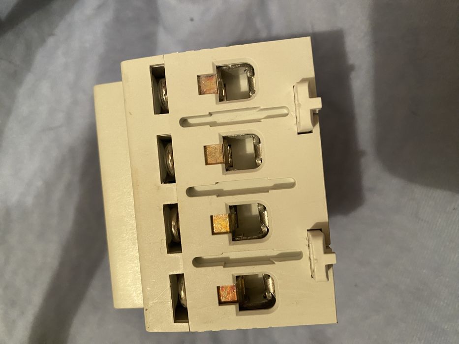 Wyłącznik różnicowoprądowy lc tec ebs9rn 4p ac 25A