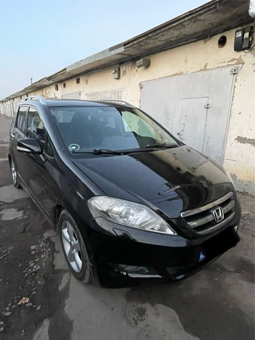 Продам Хонда  FR -V