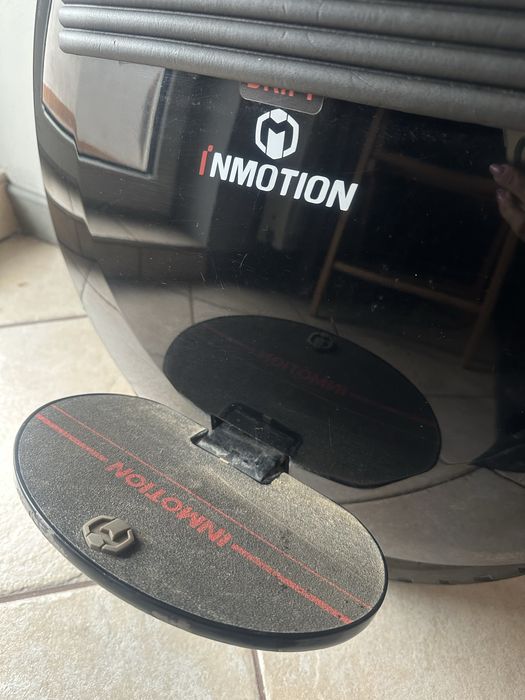 Monocykl elektryczny Inmotion V8 700 km gratisy dobry stan