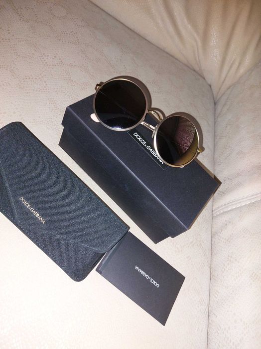 Окуляри сонцезахисні Дольче Габбана.