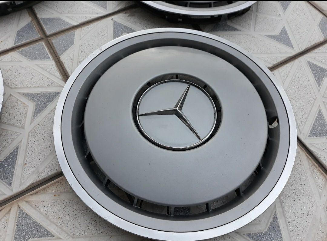 Tampões Mercedes 15"