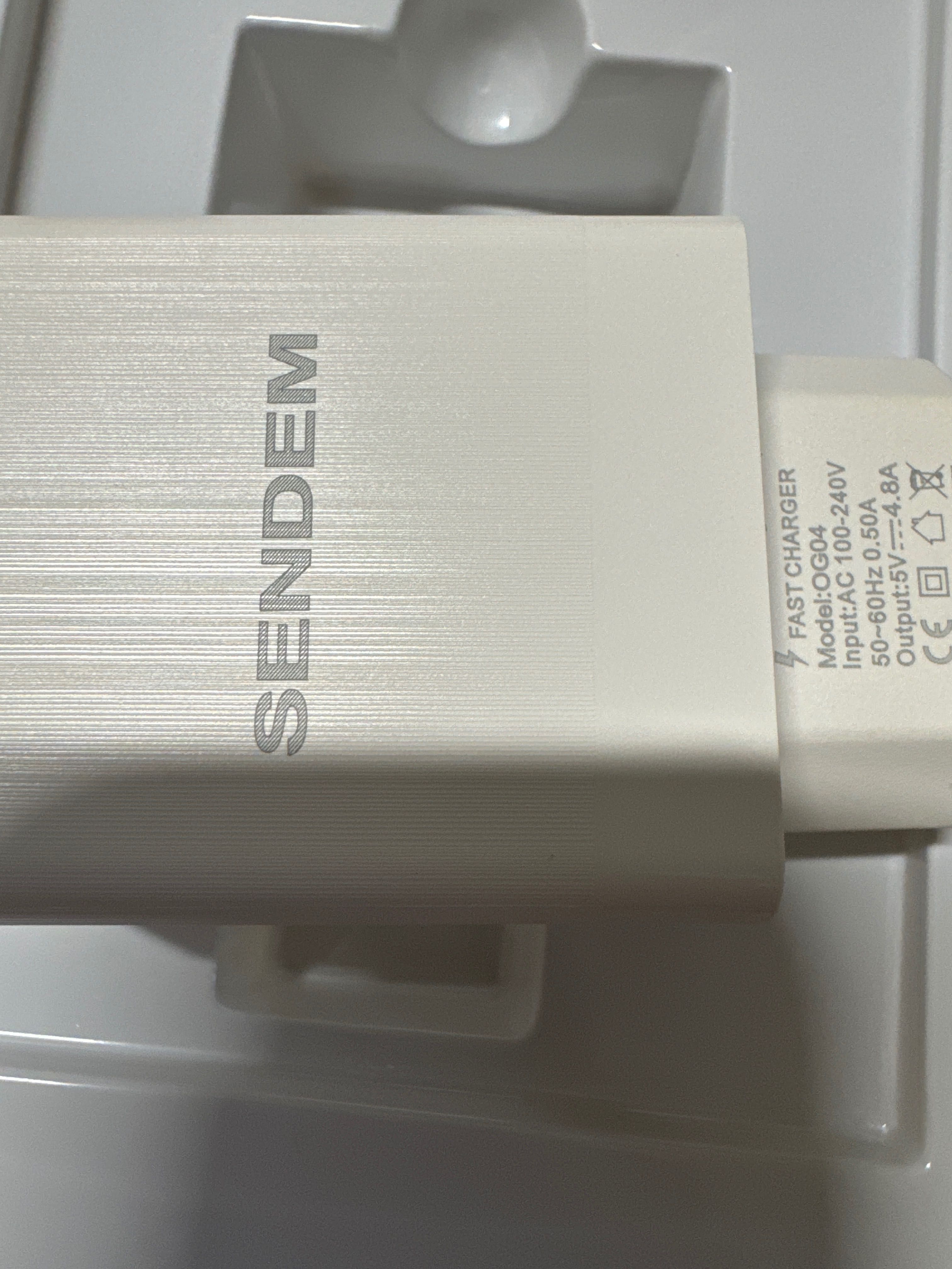 Сетевой блок для телефона Sendem OG04 3 USB быстрая зарядка 4.8А