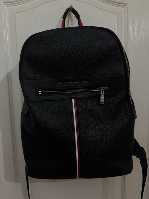 Рюкзак Tommy Hilfiger (оригінал), вживаний