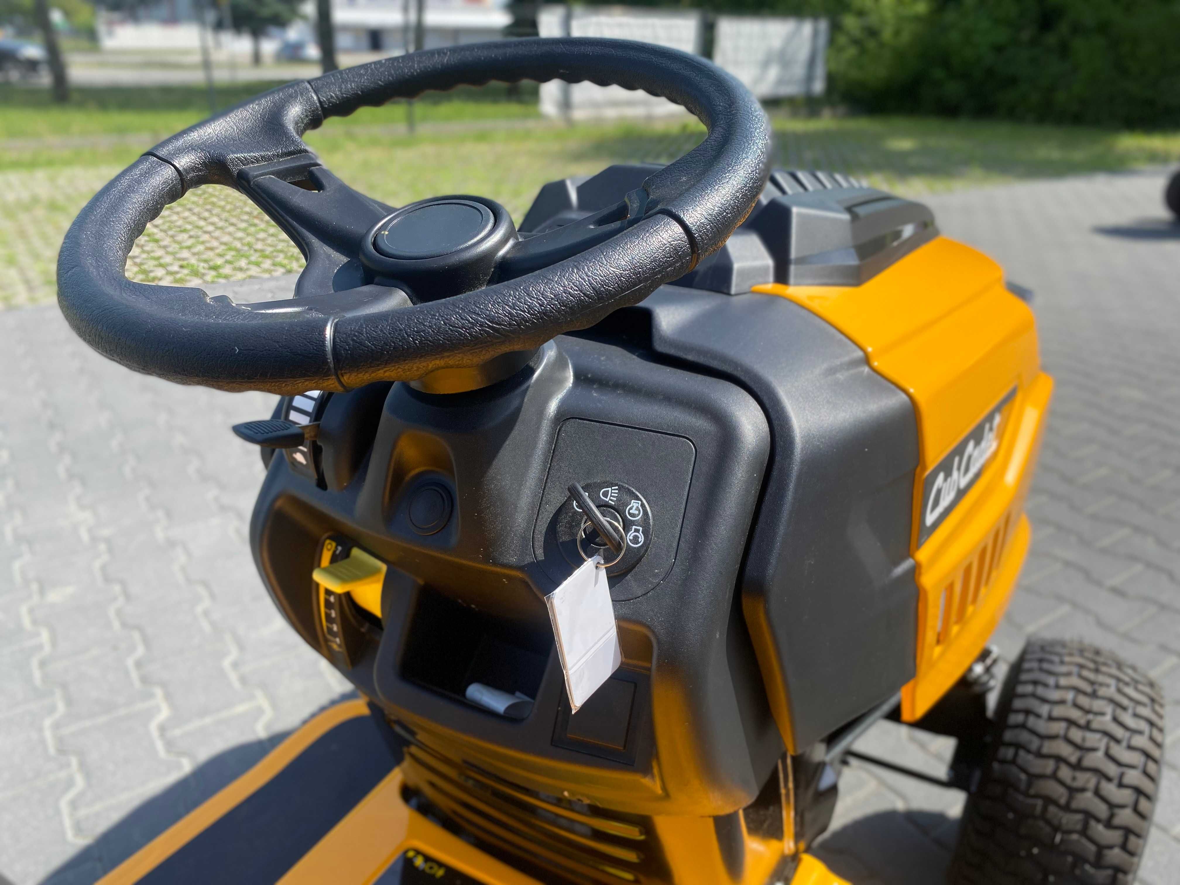 TRAKTOREK Cub Cadet LT1 NS92 - wyrzut boczny