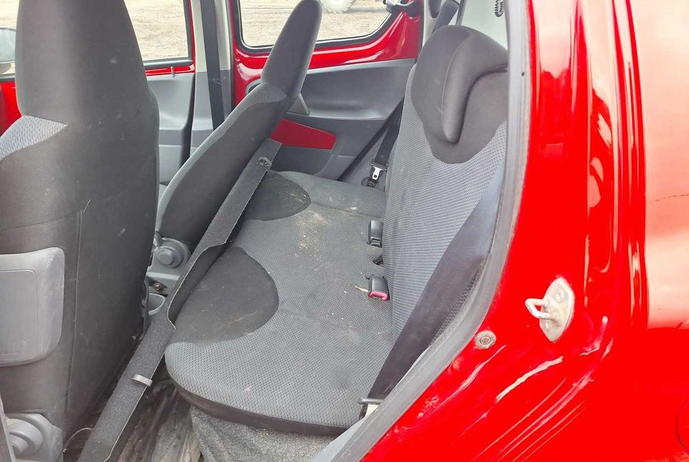 2006 Toyota Aygo 1.0 VVTI 69KM 1KR-FE kolor 3P0 Silnik części