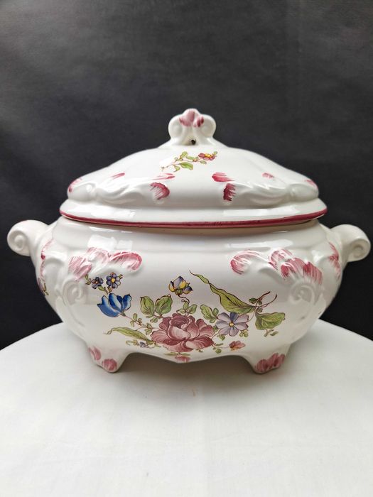 Супница фаянсовая. Франция.