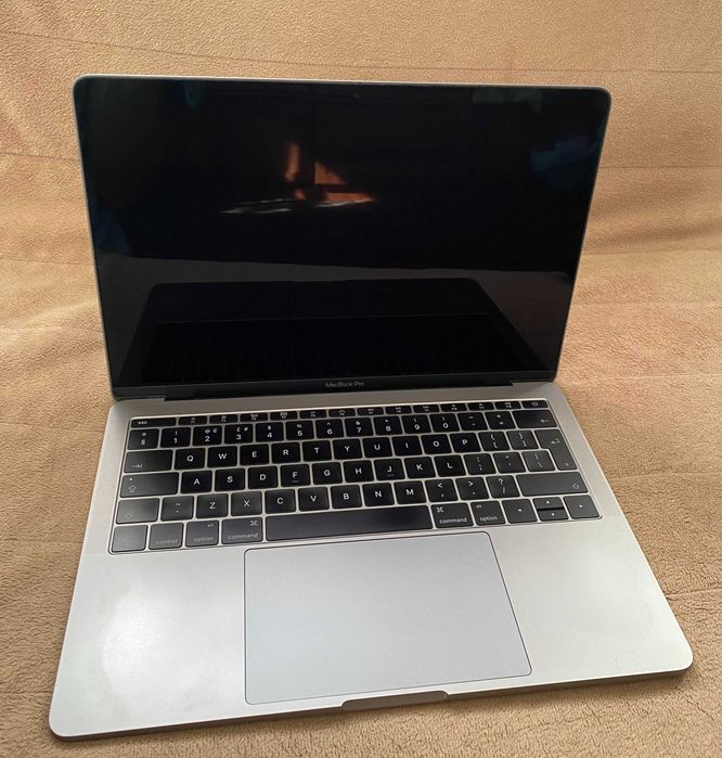 MacBook Pro 13 2016 256 ГБ flexgate