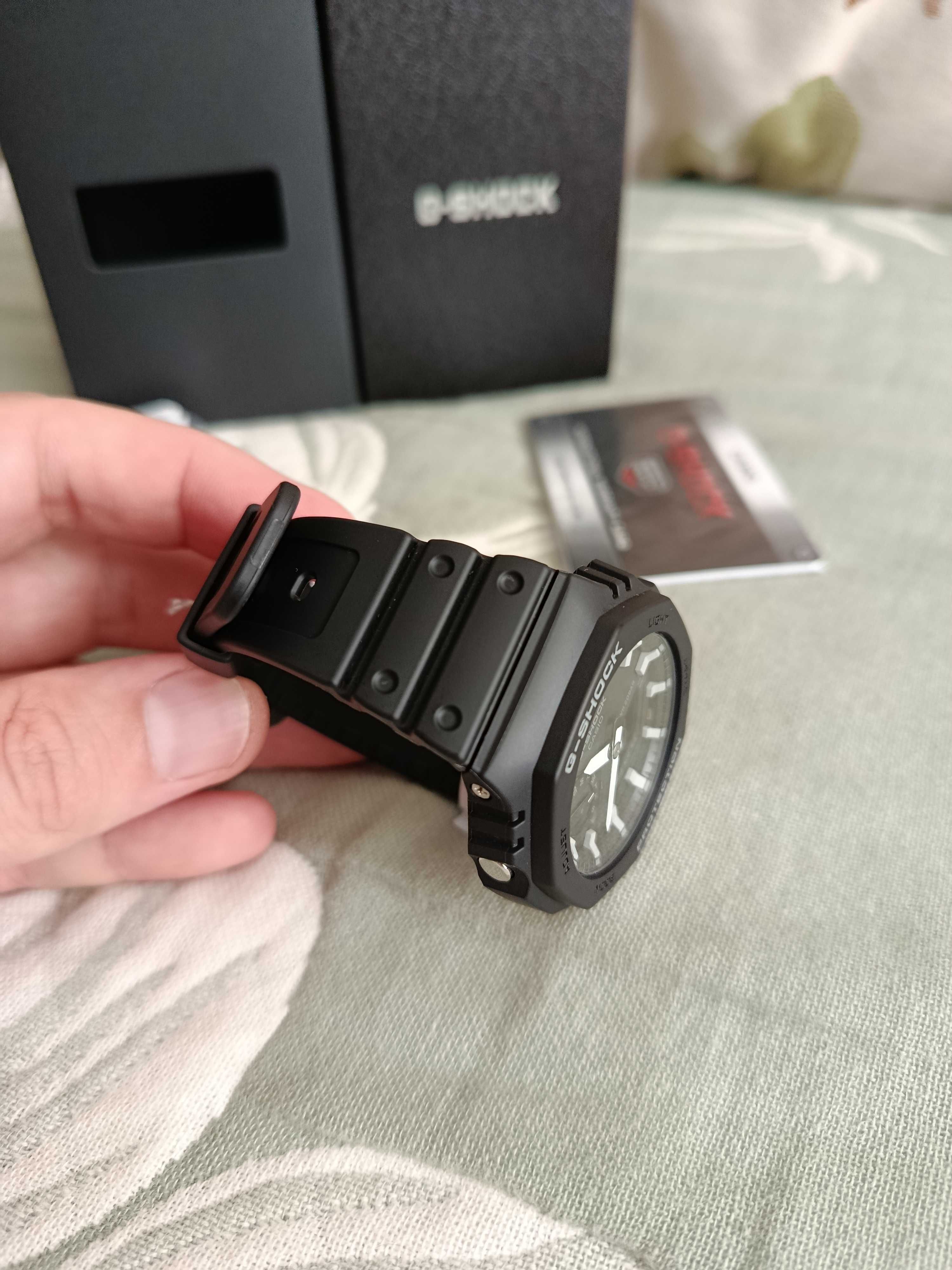 Часы Casio G-Shock GA-2100-1AJF. Новые. Оригинал.