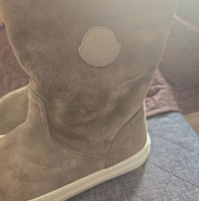 Buty damskie moncler