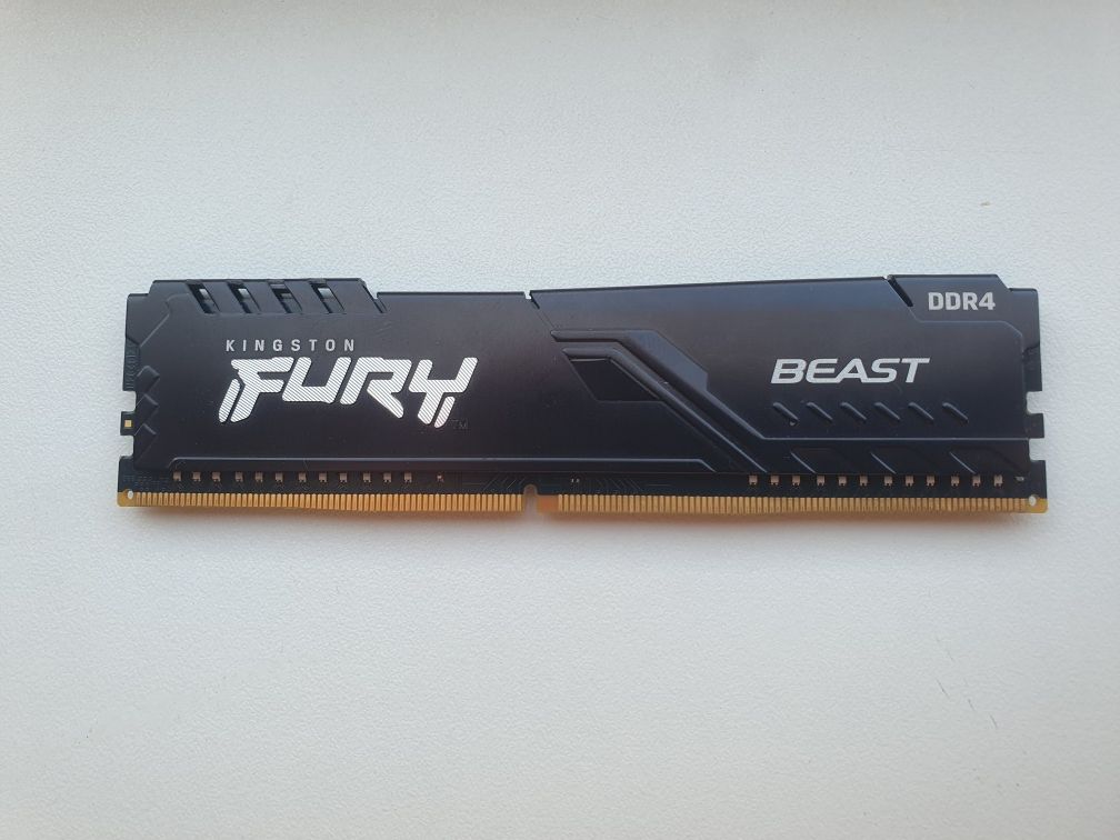 Kingston FURY 8 GB DDR4 2666 MHz Beast Black (KF426C16BB/8)