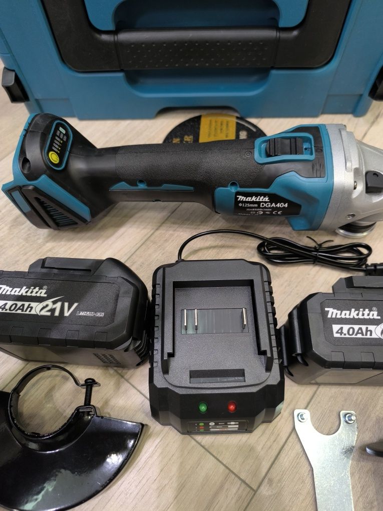 Болгарка аккумуляторная makita DGA 404, 2 аккумулятора