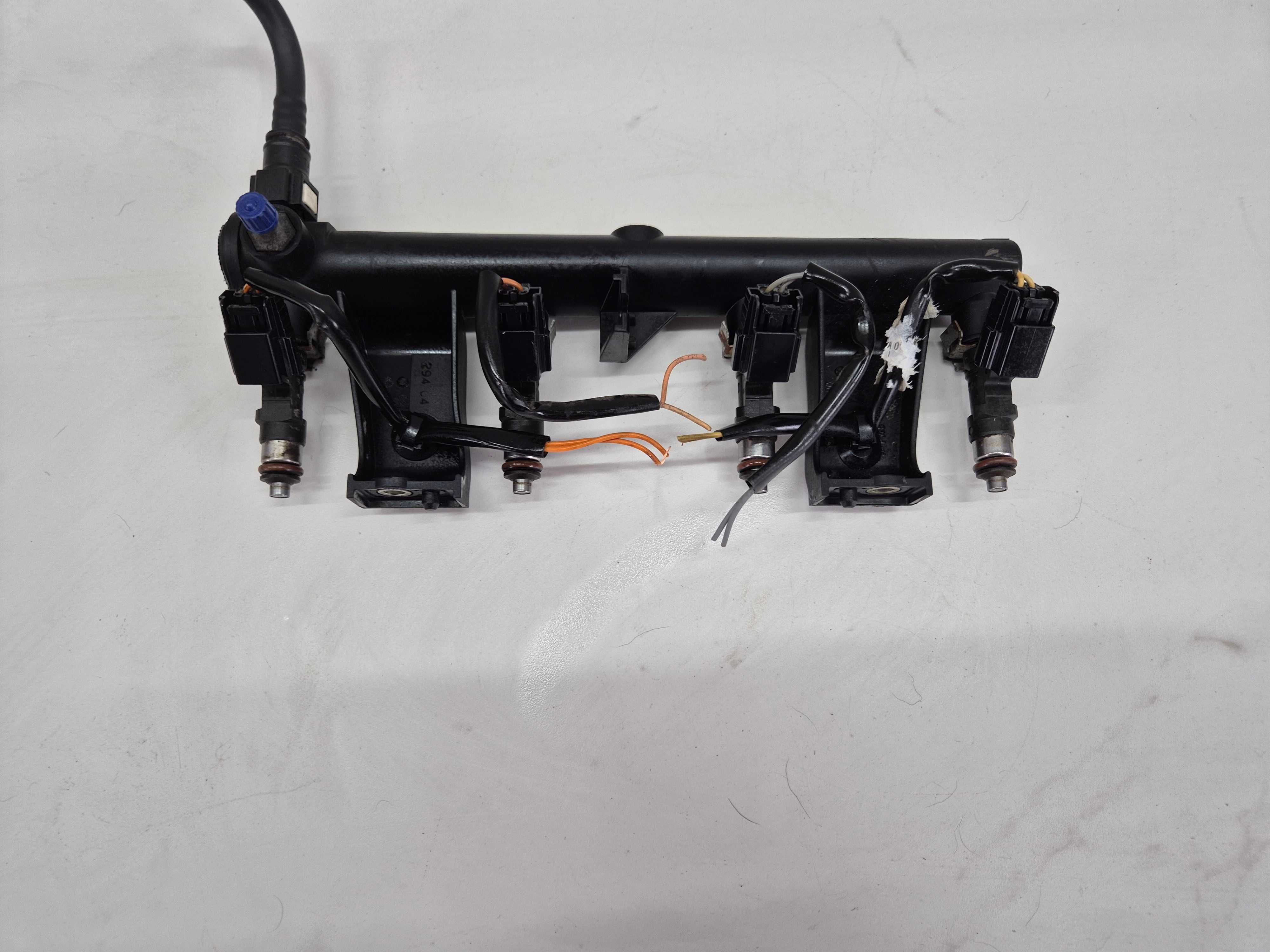 CITROEN C4 peugeot 1.6 benzyna listwa wtryskowa wtryski komplet wtrysk