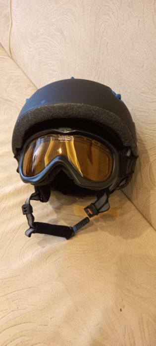 Kask narciarski Alpina z goglami