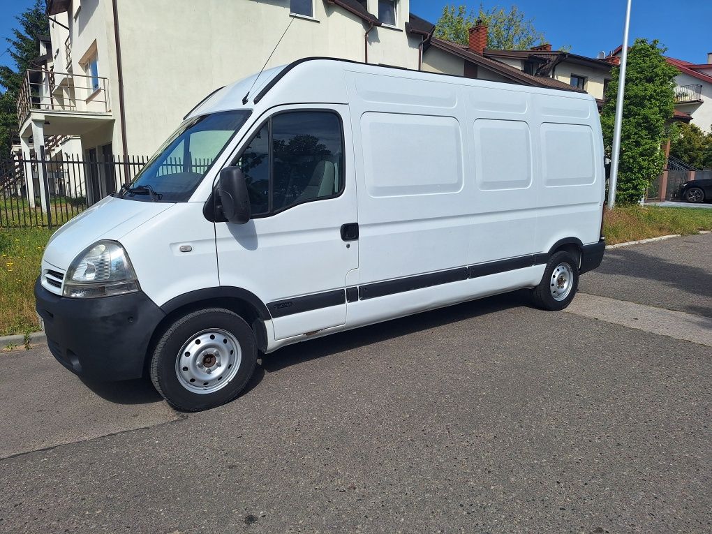 Nissan Interstar