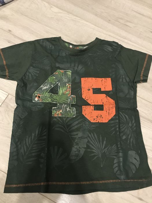Koszulka krótki rękaw rozm. 104.