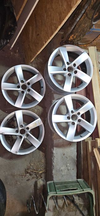 Oryginalne felgi vw passat