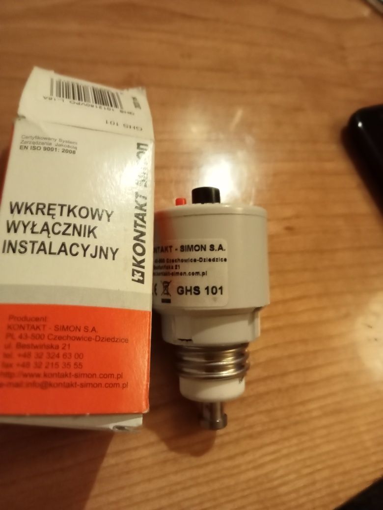 Bezbezpiecznik instalacyjny 16A nie używany