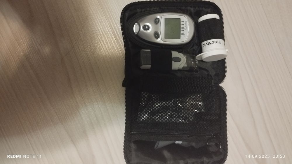 Продам одним лотом