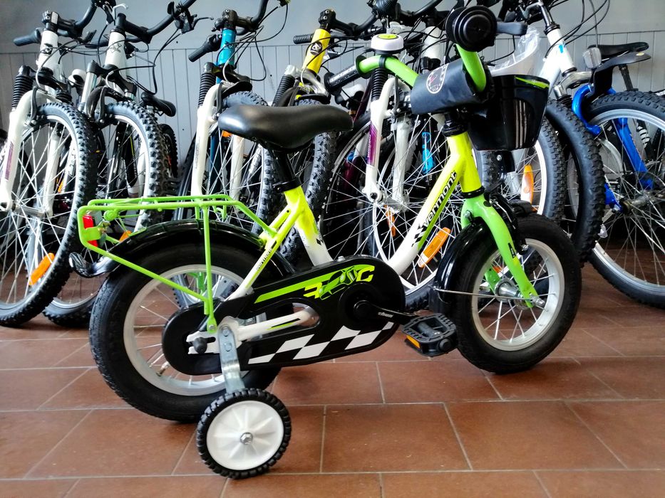PIĘKNY VERMONT RACE BOYS Dziecięcy Koła 12" Koszyk Kółka boczne