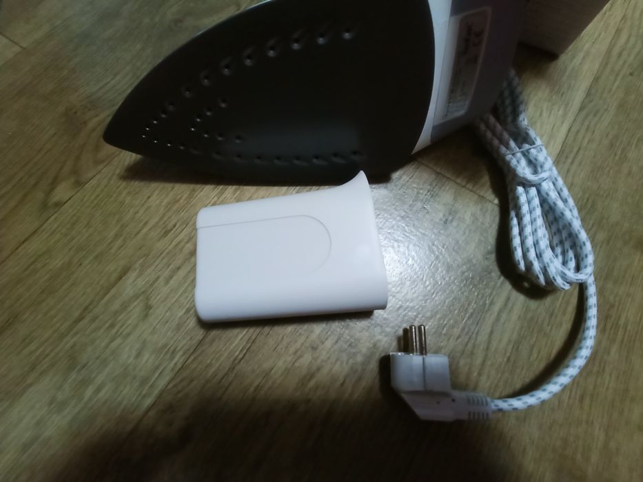 Праска, утюг Tefal