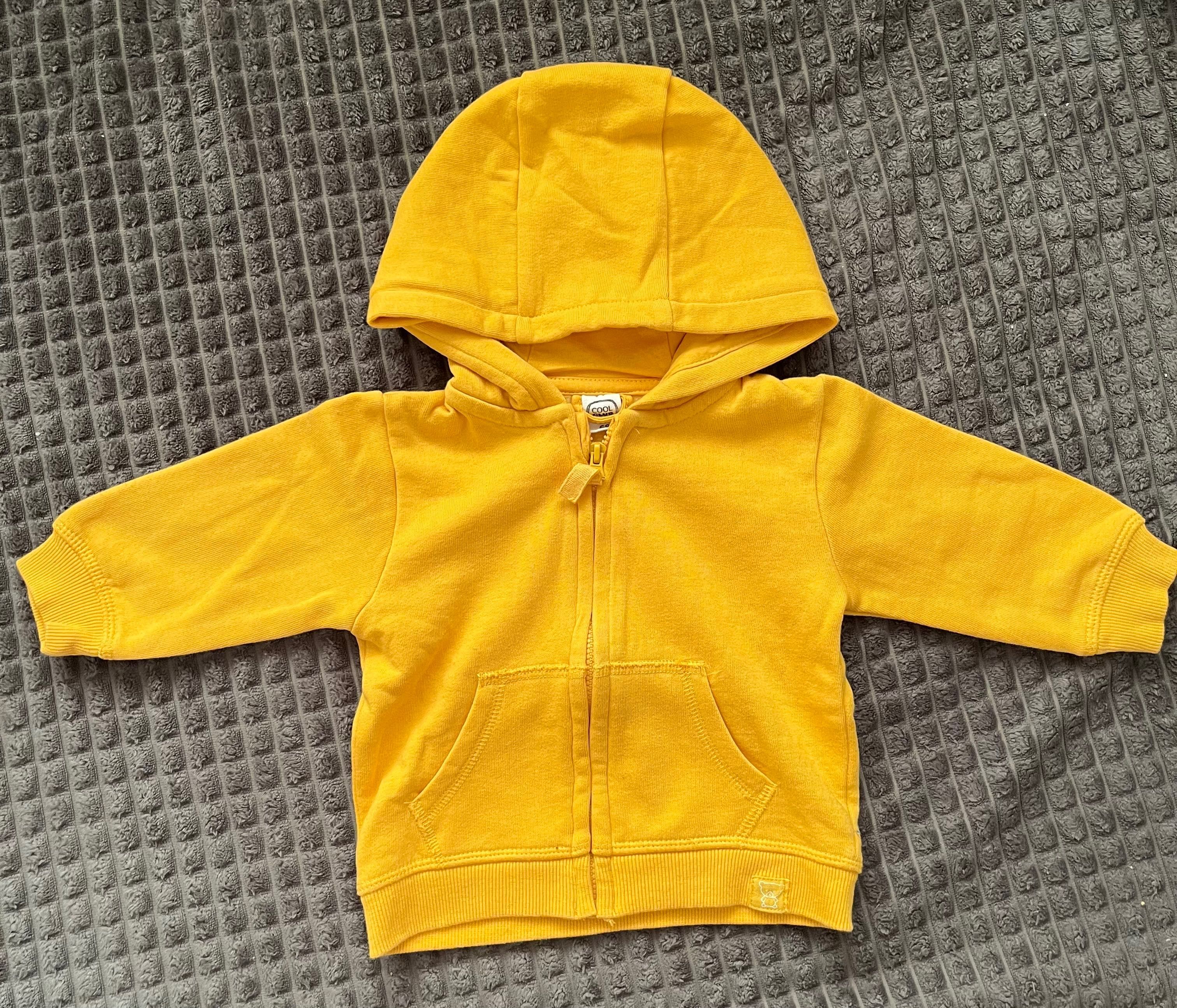 Bluzy dziecięce C&A oraz smyk