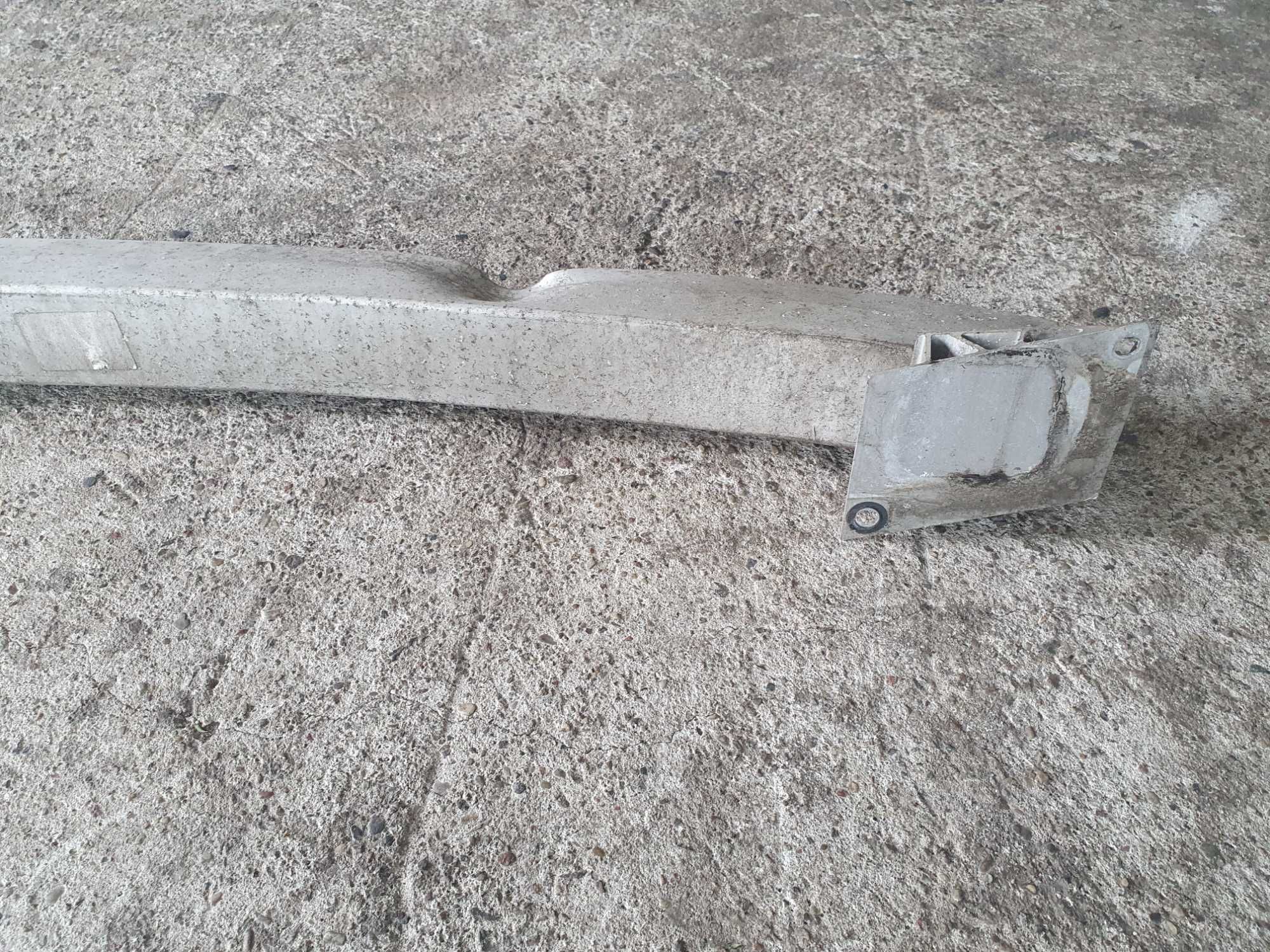 Belka pod zderzak tyl tylny Audi a3 8p 3 drzwi
