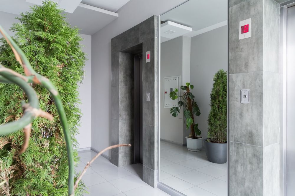 Оренда /партнерсво 2000 метрів унікального простору на пр. Маяковськог