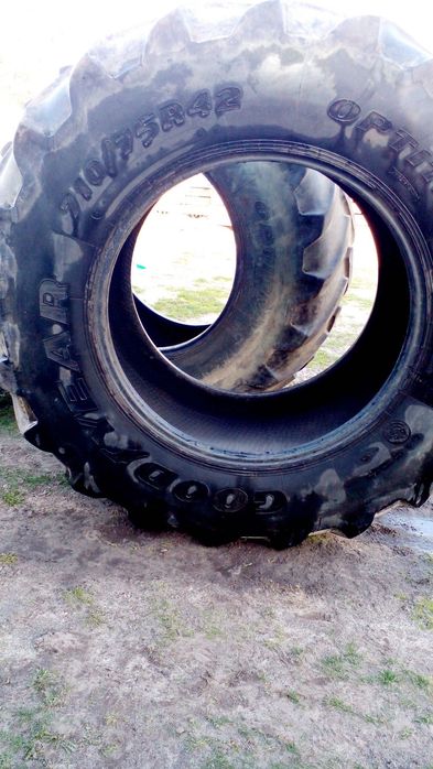 Колеса до трактора Goodyear