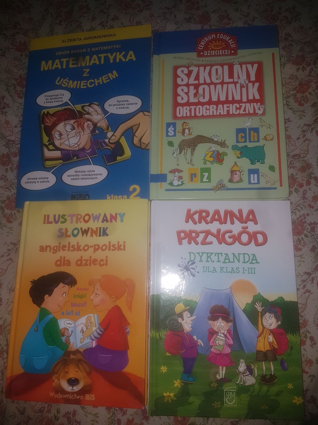 Ksiazki edukacyjne dla dzieci słownik dyktanda