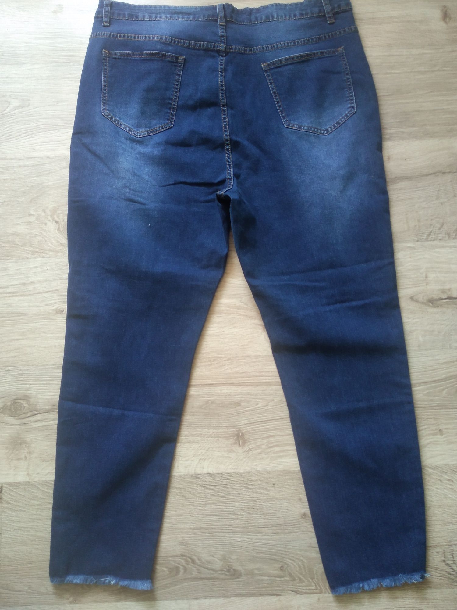 Nowe spodnie jeans 4XL