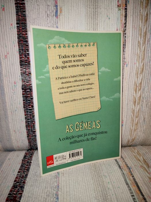 As gémeas no colégio de Santa Clara | Enid Blynton (Portes grátis)