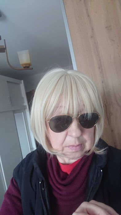 Trzy peruki sprzedam