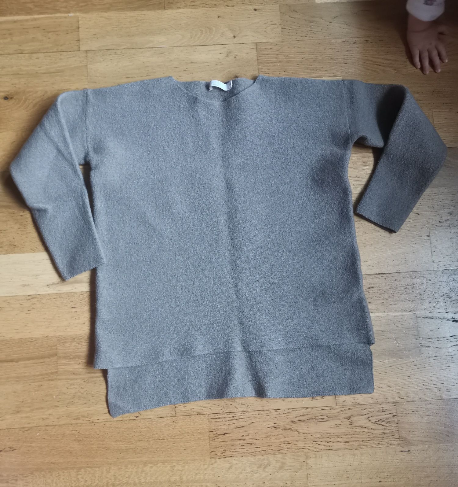 Wełniany skandynawski prosty sweter XS