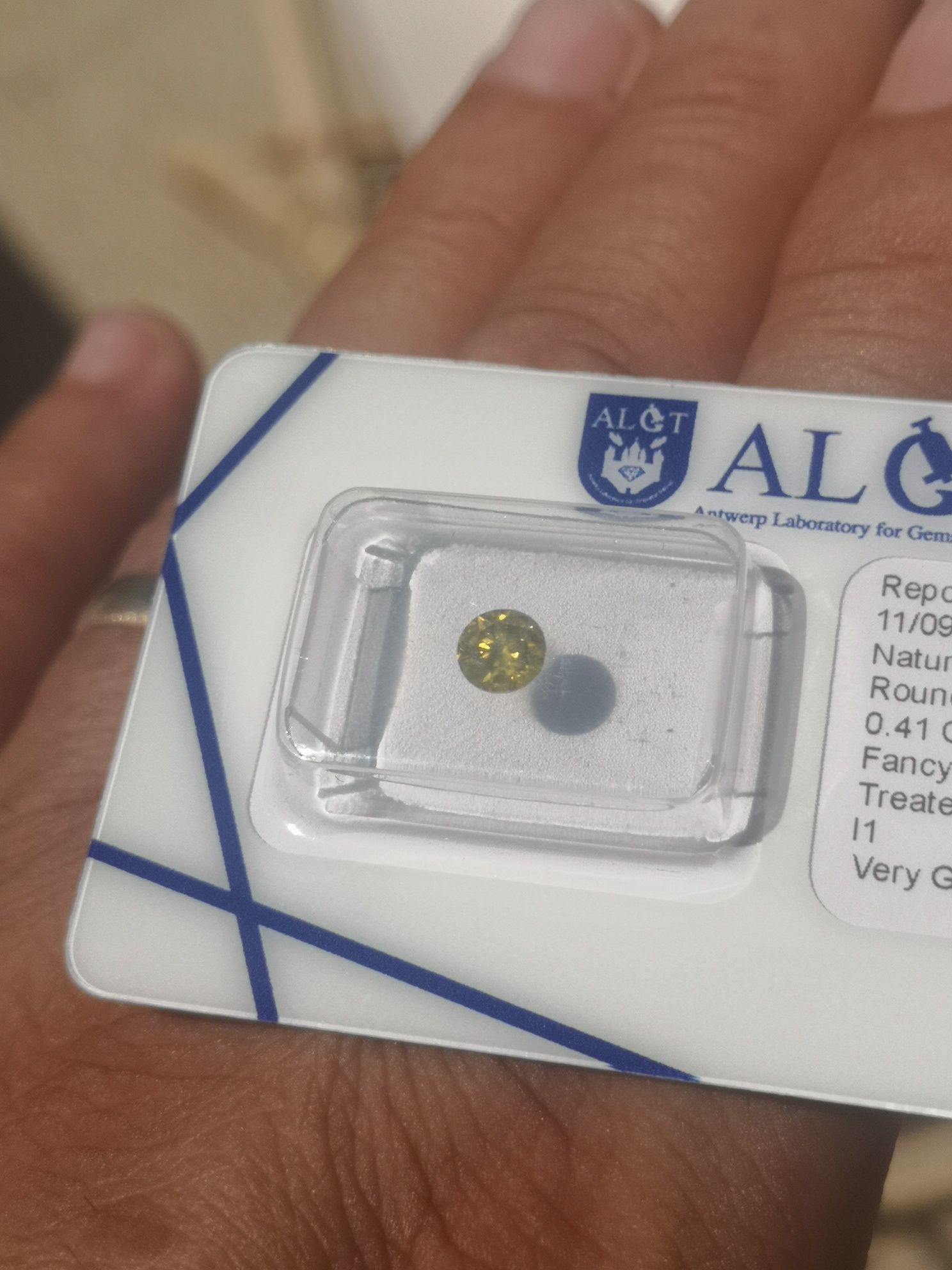 Diamantes, vendo, selados e com documentos!!! Baixa de valor.