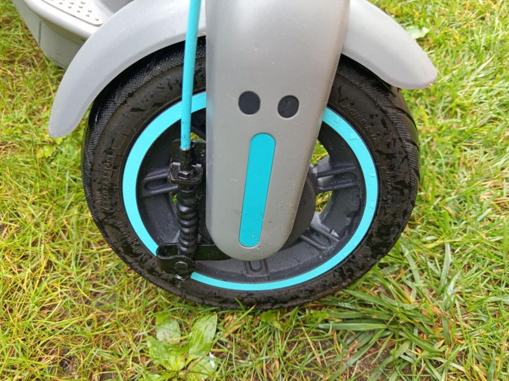 Hulajnoga elektryczna Motus stan idealny
