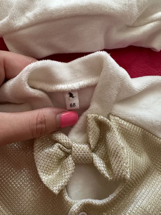 Продами святковий костюм