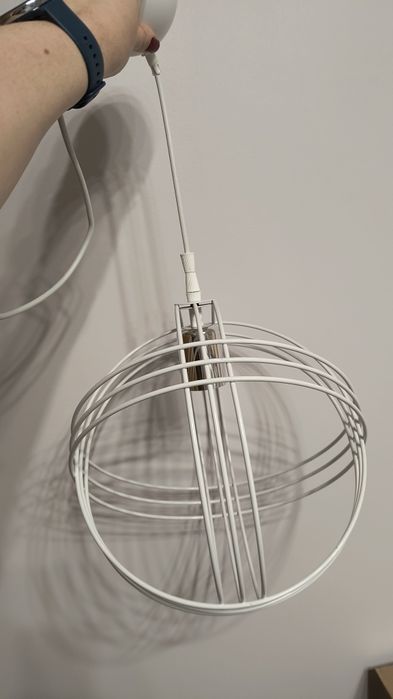 Люстра на одну лампочку