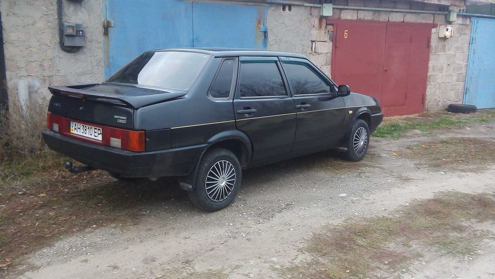 Продам ВАЗ 21099 Black на газу