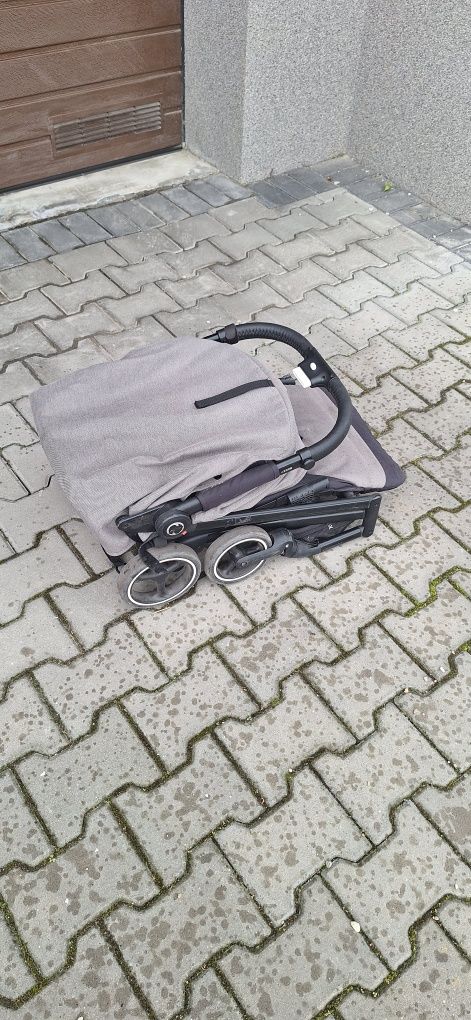 Cybex beezy spacerówka.