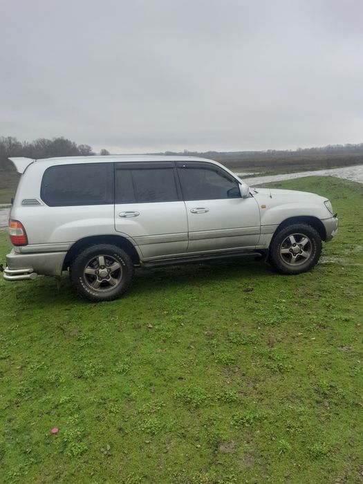 Toyota Land Cruiser 100 2006 рік продам по техпаспорту