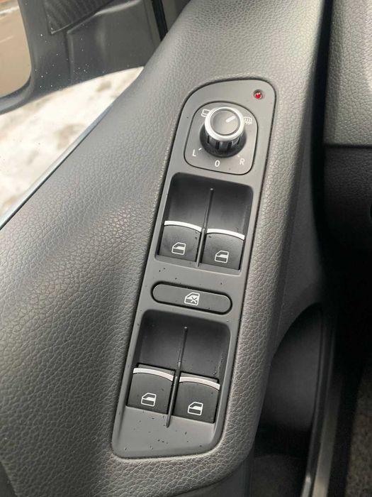 Продам VW Tiguan 2015.