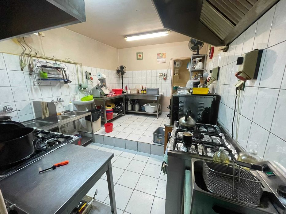 Sprzedam lokal + działający biznes - Pizzeria Pod Arkadami