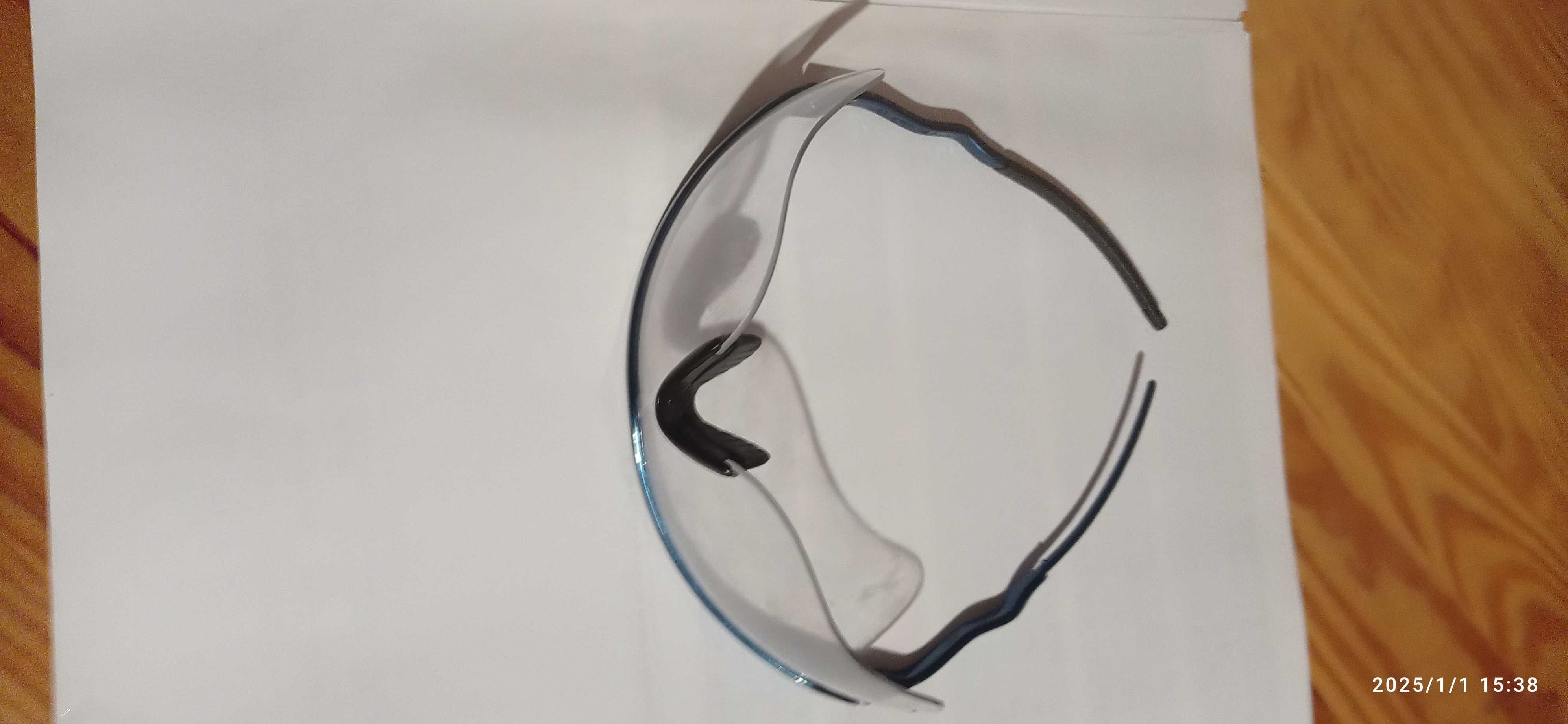 Laboratoryjne okulary, ochronne, nowe, z poliwęglanu, do wyboru model